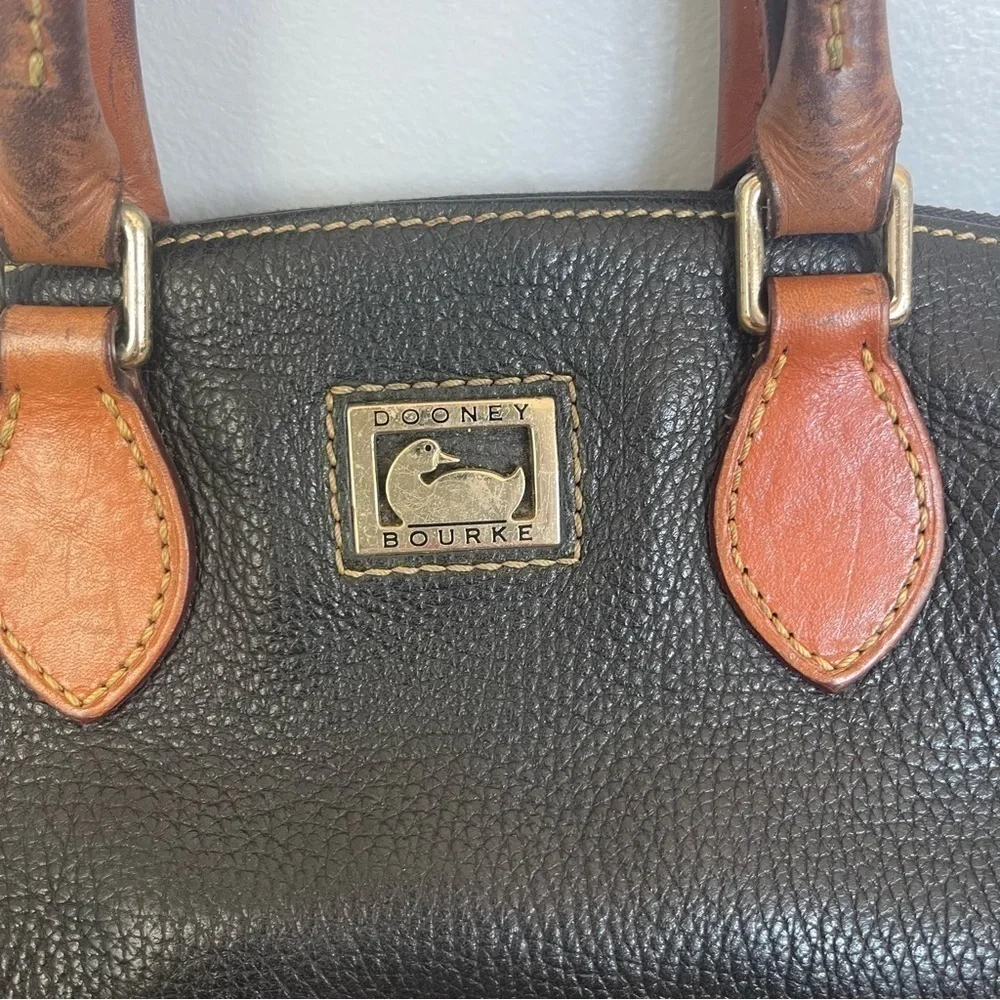 Dooney & Bourke Dillen Pebbled Leather Double Pockets Handbag Black Hobo Bag